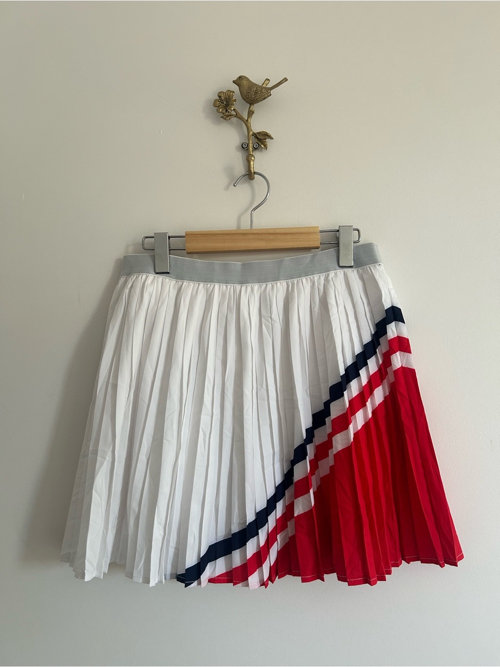 Juicy Couture White, Red & Navy Pleated Skirt